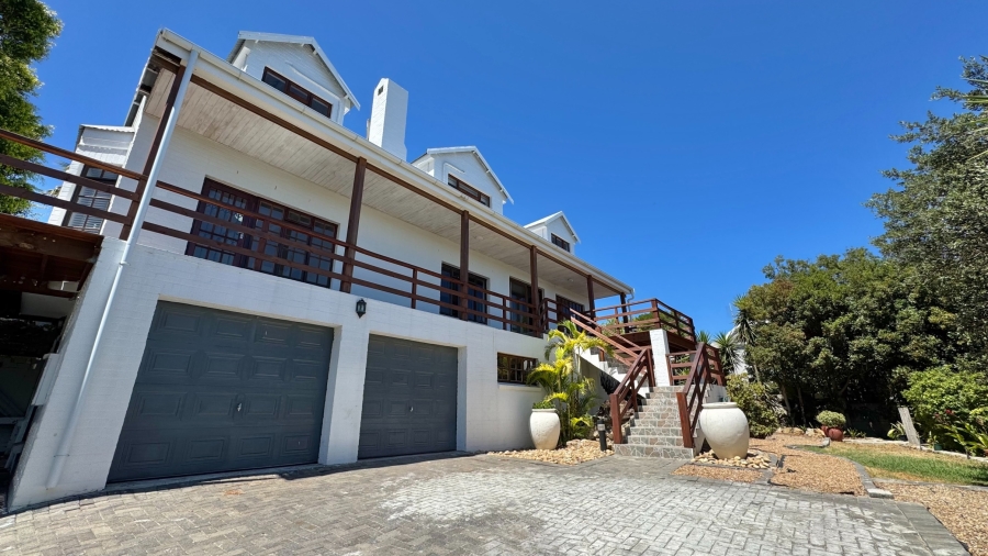 5 Bedroom Property for Sale in Rome Glen Western Cape